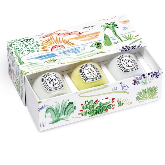 Set of 3 Scented Votive Candles
DIPTYQUE 3/70g-3/2.4oz - Picture 2 of 6